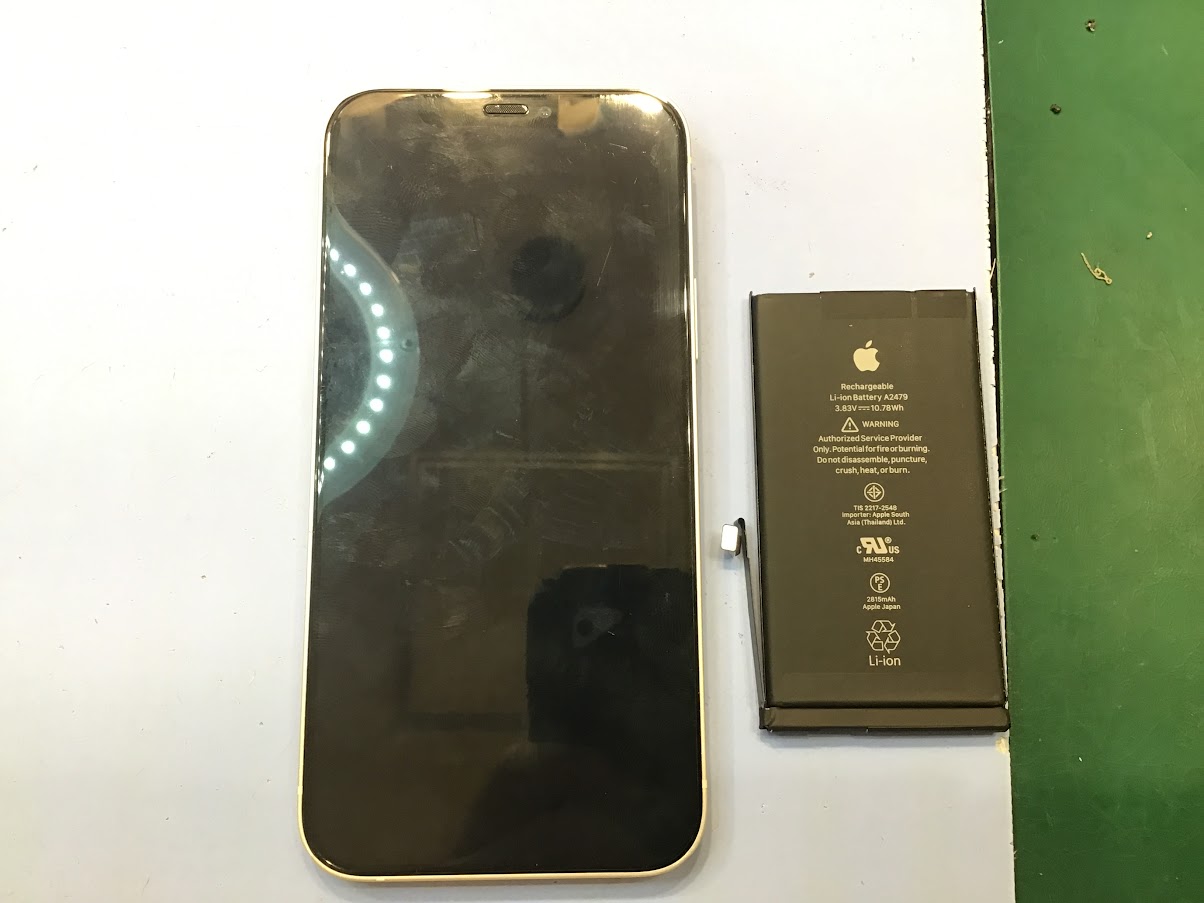 iPhone12ならデータそのまま修理可能なスマホ修理工房港北TOKYU S.C.店へ！